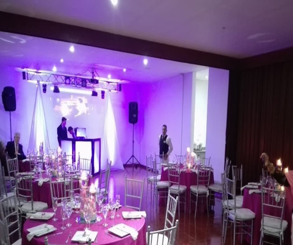 Fiestas de quinceaños en Bogotá y Cundinamarca luces y sonido Djs bogota (3)